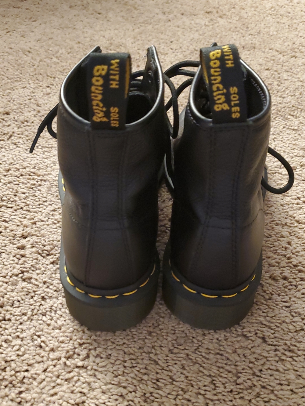 Doc Marten Boots Size 8 - Picture 3 of 5